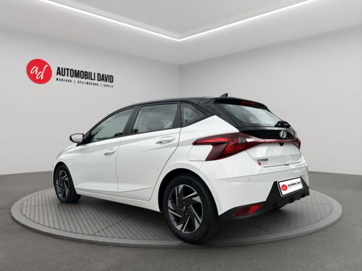 Hyundai i20 1.2 MPI MT ConnectLine (3)