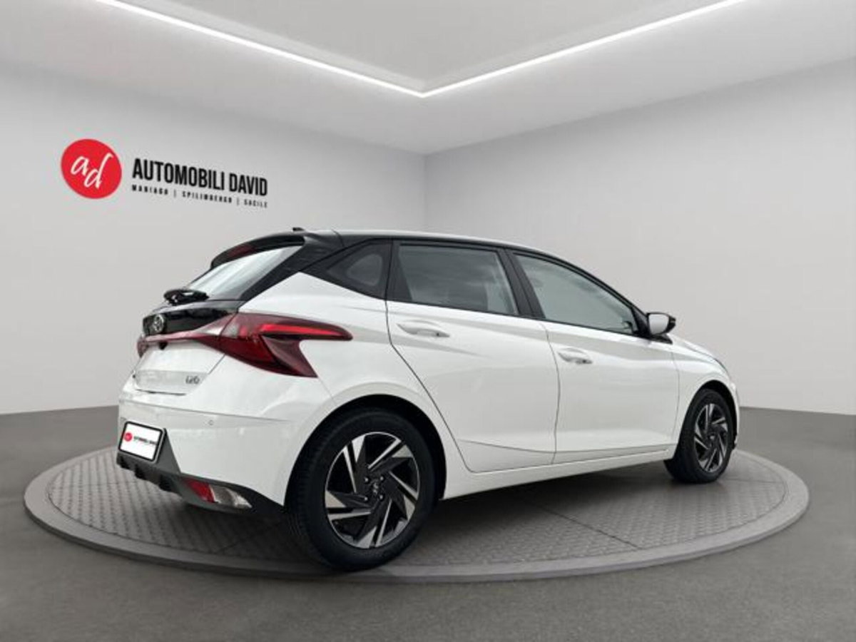 Hyundai i20 1.2 MPI MT ConnectLine (4)