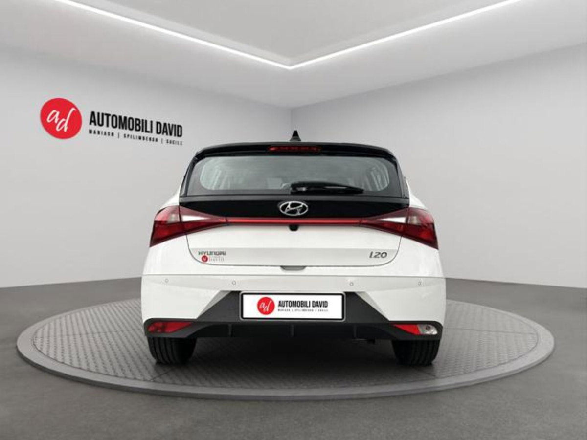 Hyundai i20 1.2 MPI MT ConnectLine (6)