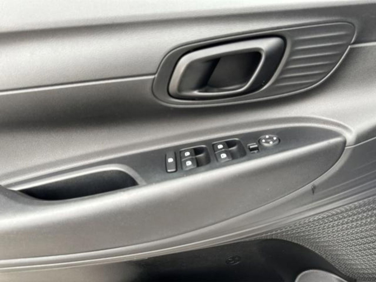 Hyundai i20 1.2 MPI MT ConnectLine (9)