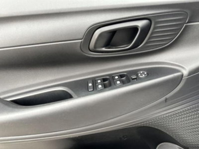 Hyundai i20 1.2 MPI MT ConnectLine (9)
