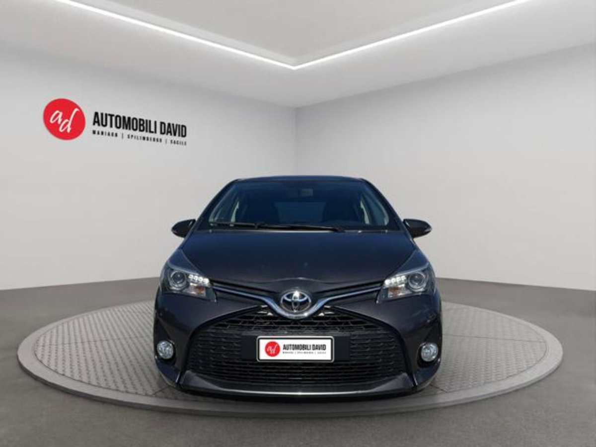 Toyota Yaris 1.3 5 porte Lounge (5)