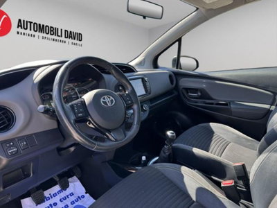 Toyota Yaris 1.3 5 porte Lounge (7)
