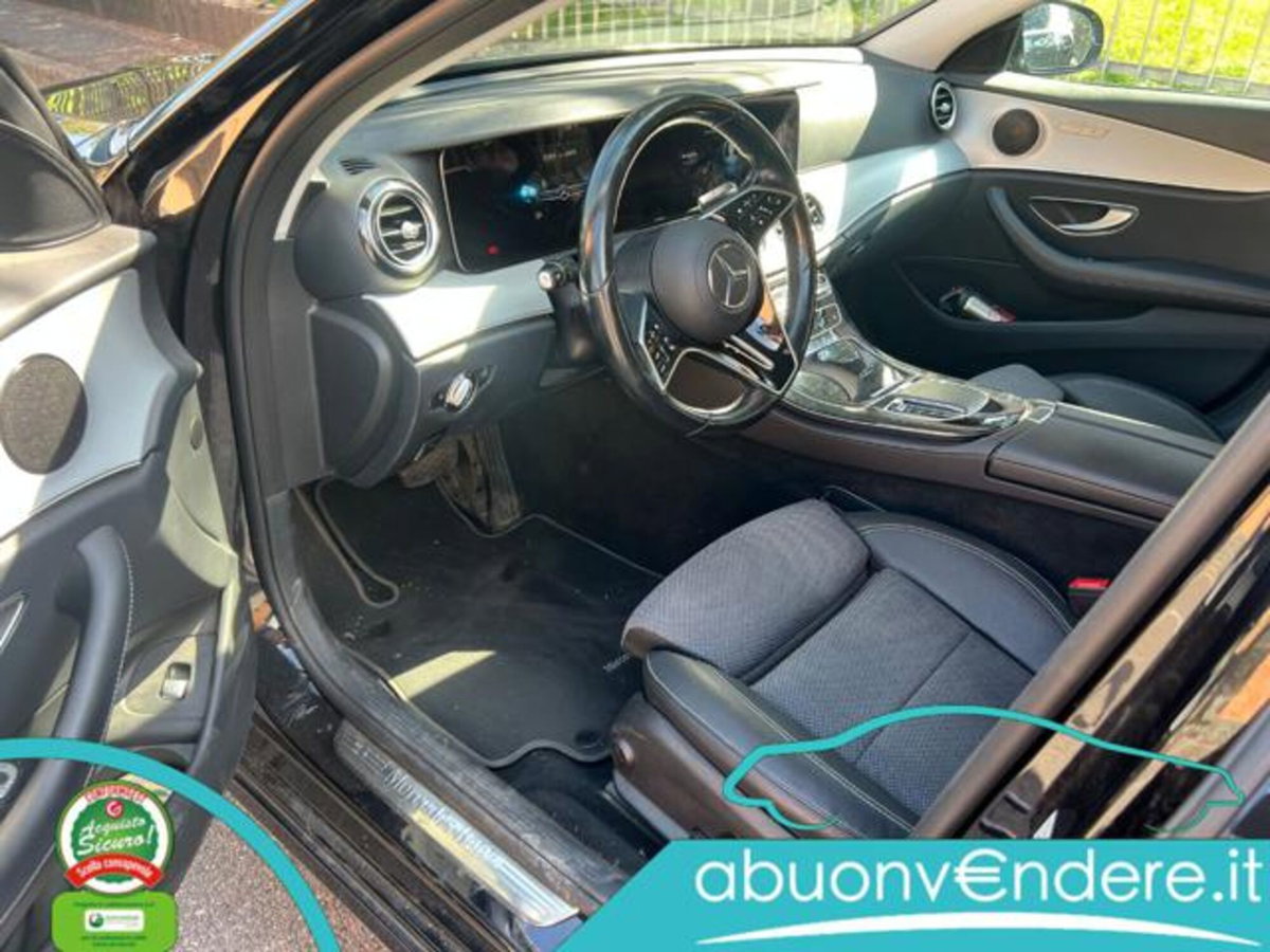 Mercedes-Benz Classe E 220 d Mild hybrid 4Matic Auto Business Sport (11)