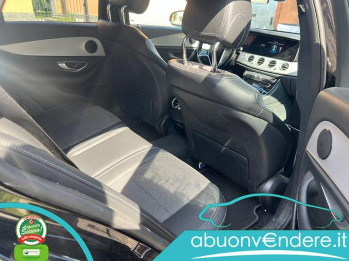 Mercedes-Benz Classe E 220 d Mild hybrid 4Matic Auto Business Sport (13)