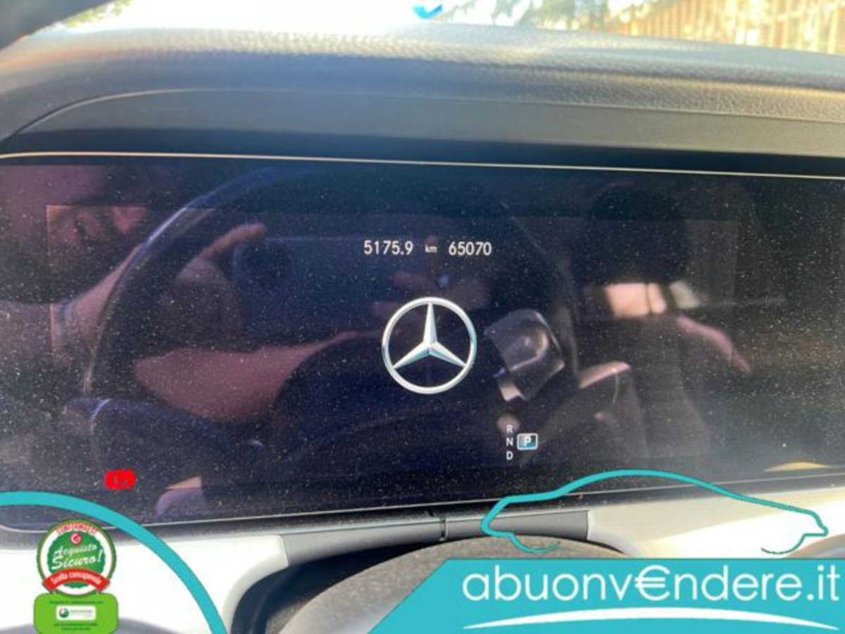 Mercedes-Benz Classe E 220 d Mild hybrid 4Matic Auto Business Sport (16)