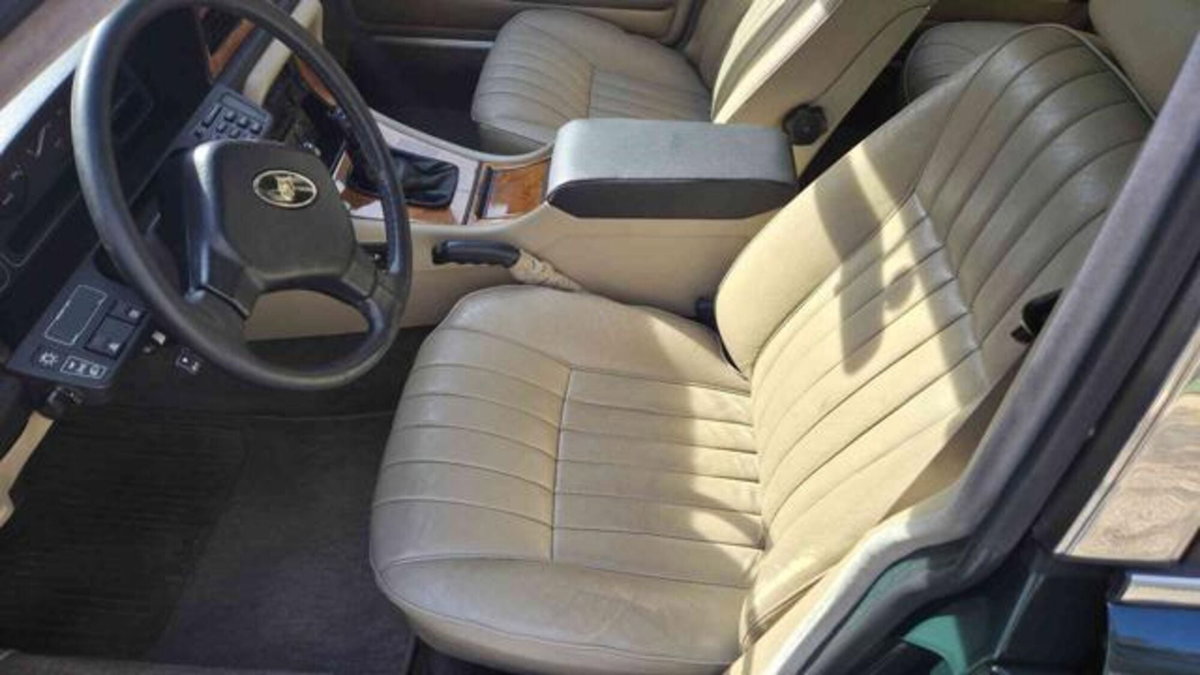 Jaguar XJ6 3.6 (7)