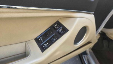 Jaguar XJ6 3.6 (8)