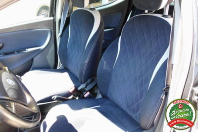Lancia Ypsilon 1.2 69 CV 5 porte Gold (11)