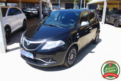 Lancia Ypsilon 1.2 69 CV 5 porte Gold (3)