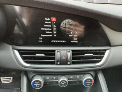 Alfa Romeo Giulia 2.2 Turbodiesel 210 CV AT8 AWD Q4 Veloce (13)