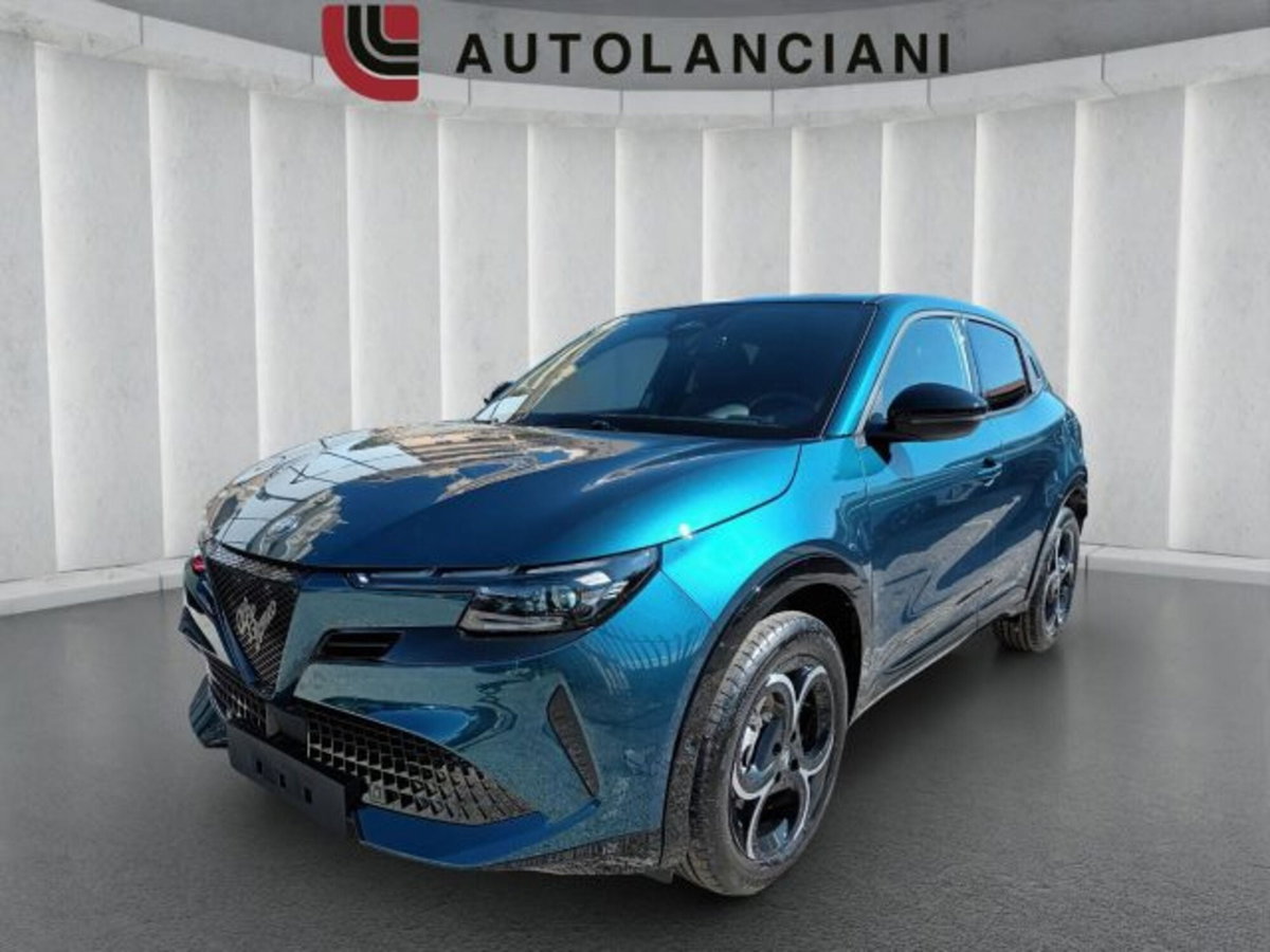 Alfa Romeo Junior elettrica Ti 156cv