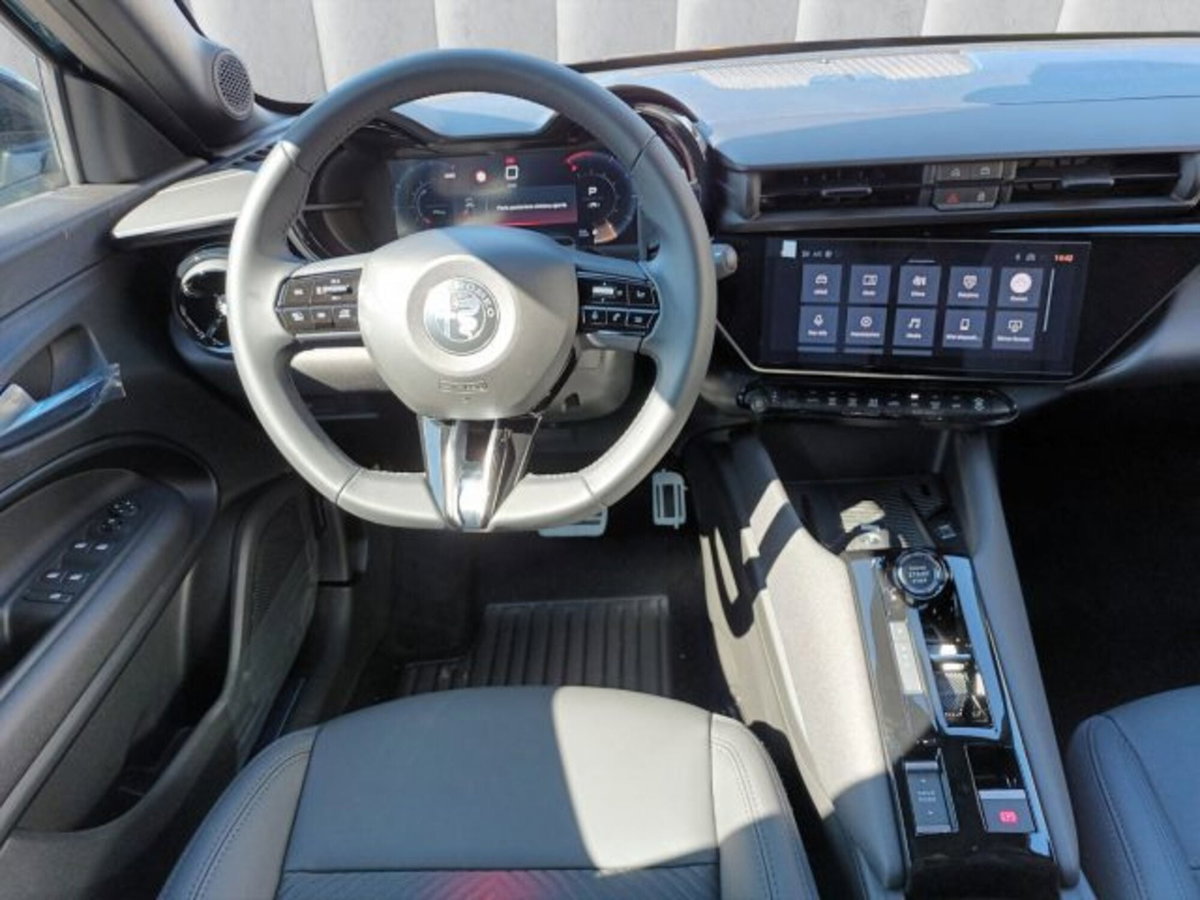 Alfa Romeo Junior elettrica Ti 156cv (13)