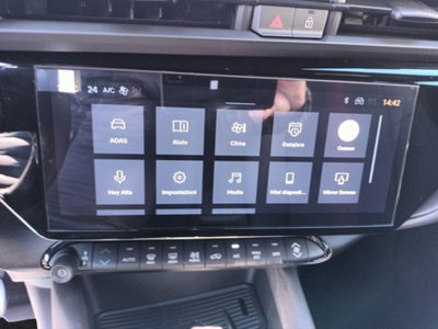 Alfa Romeo Junior elettrica Ti 156cv (15)