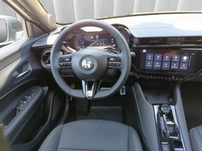 Alfa Romeo Junior elettrica Speciale 156cv (13)