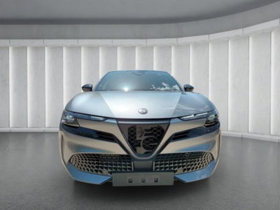 Alfa Romeo Junior elettrica Speciale 156cv (3)