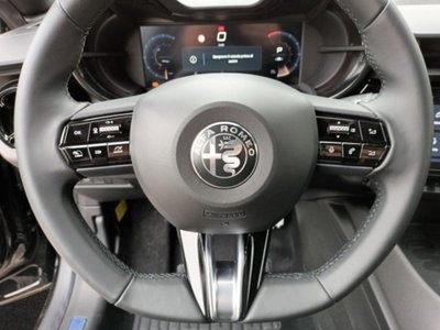 Alfa Romeo Junior elettrica Ti 156cv (19)