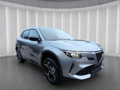 Alfa Romeo Junior elettrica Ti 156cv (4)