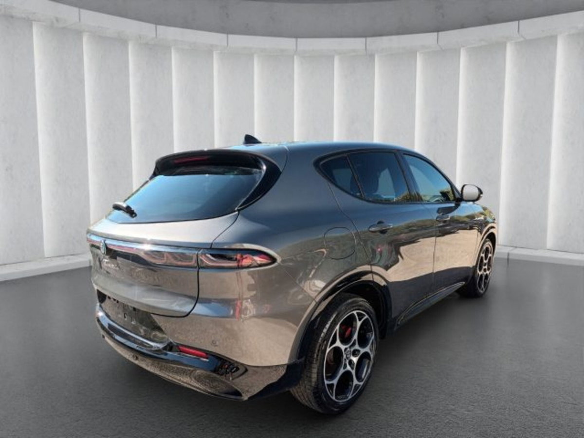 Alfa Romeo Tonale 1.5 hybrid Veloce 160cv tct7 (4)