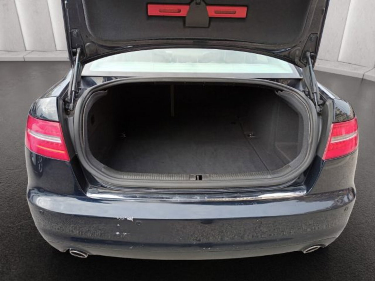 Audi A6 2.7 V6 TDI 190CV F.AP quattro tiptronic Limited Edition (15)