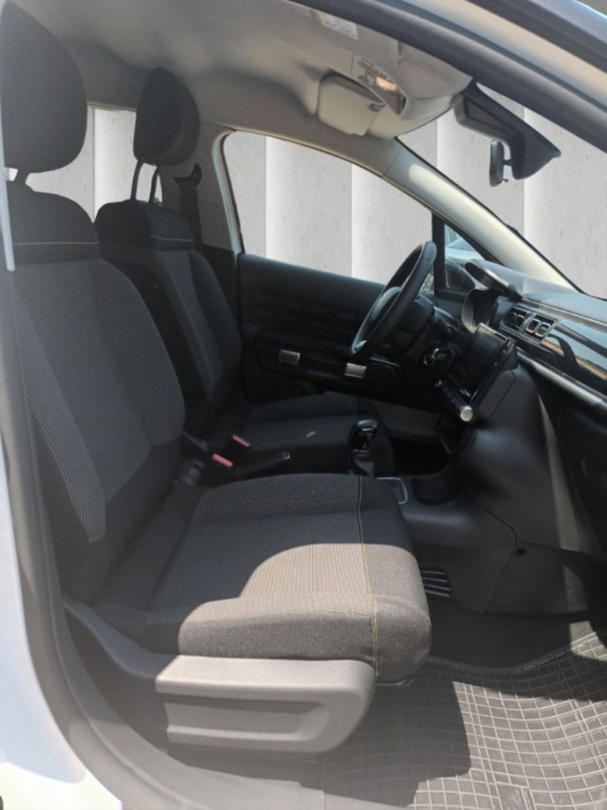 Citroen C3 1.2 puretech Max s&s 83cv neopatentati (9)