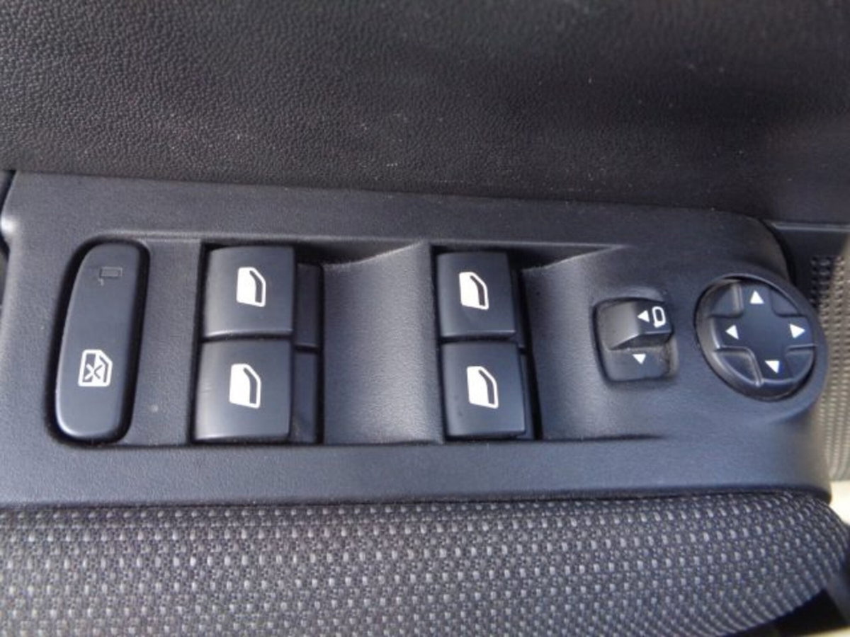 Citroen C3 Aircross BlueHDi 110 S&S Shine Pack (13)