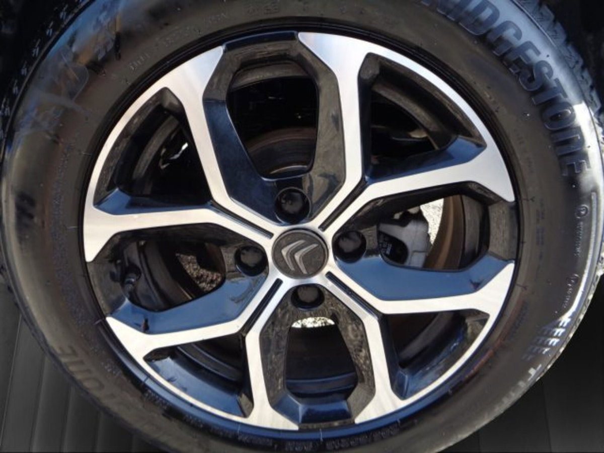 Citroen C3 Aircross BlueHDi 110 S&S Shine Pack (15)
