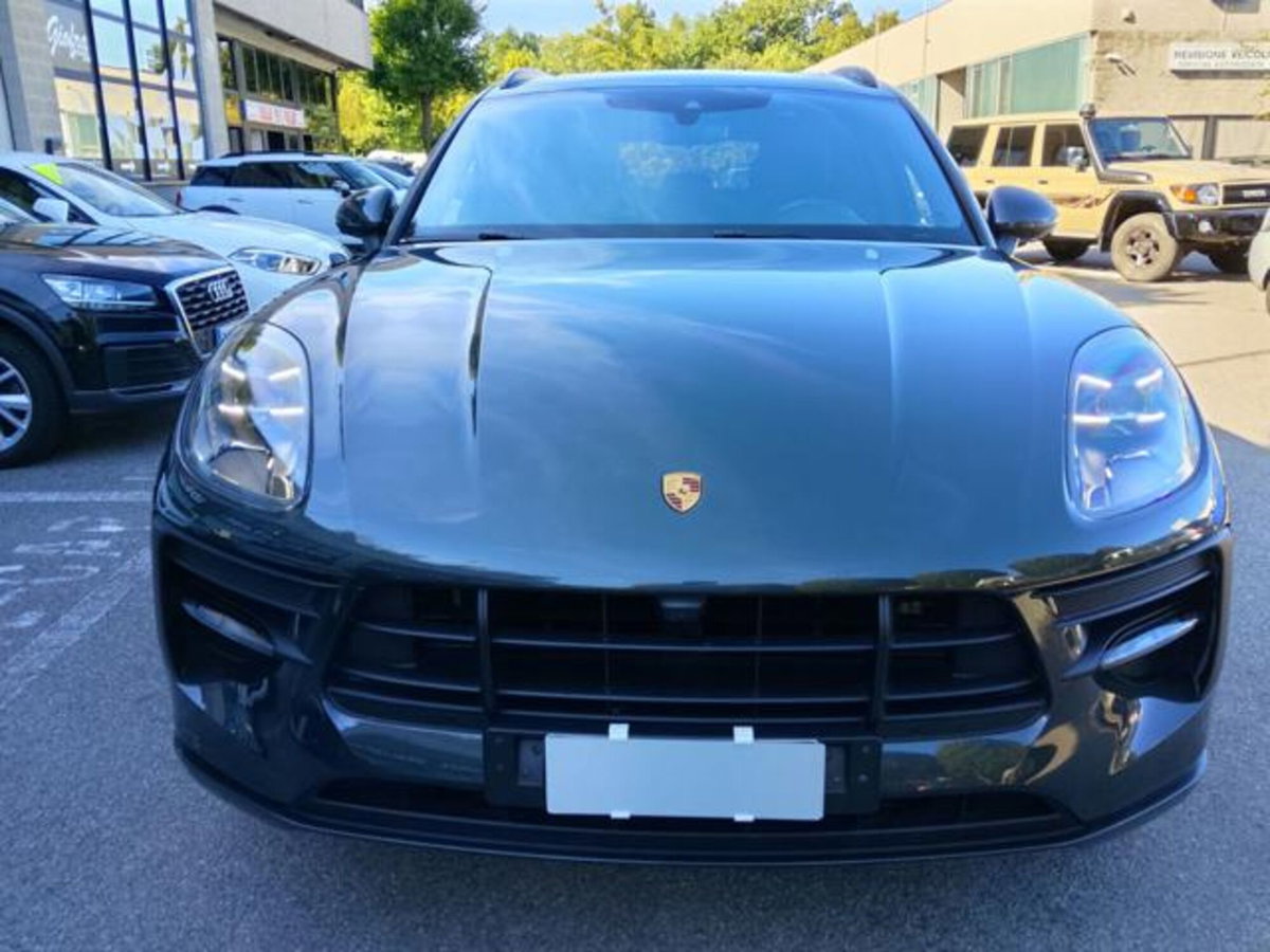 Porsche Macan 2.0 (3)