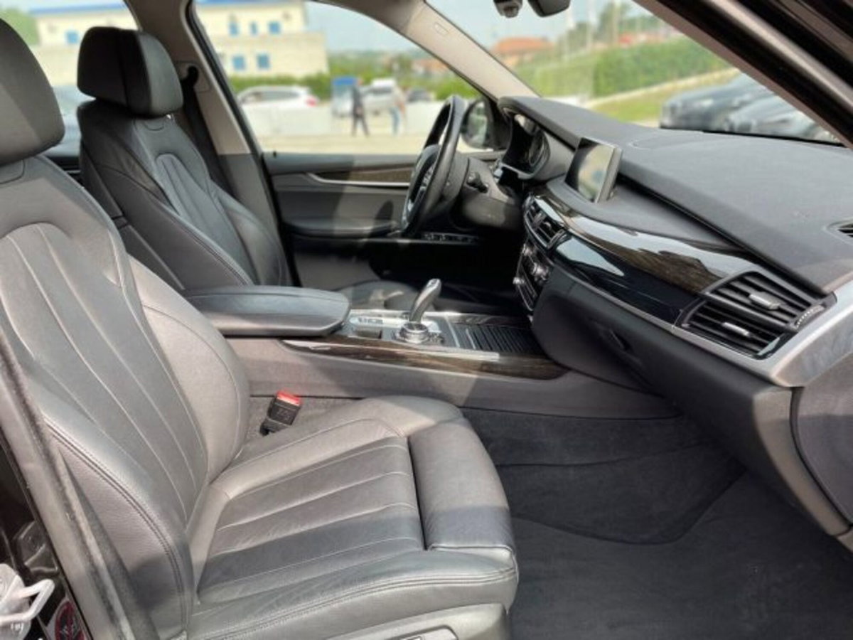 BMW X5 xDrive25d Luxury (10)