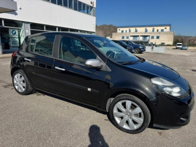 Renault Clio 1.5 dCi 105CV 5 porte Luxe (2)