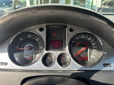 Volkswagen Passat Variant 2.0 TDI 170CV DPF Highline (14)