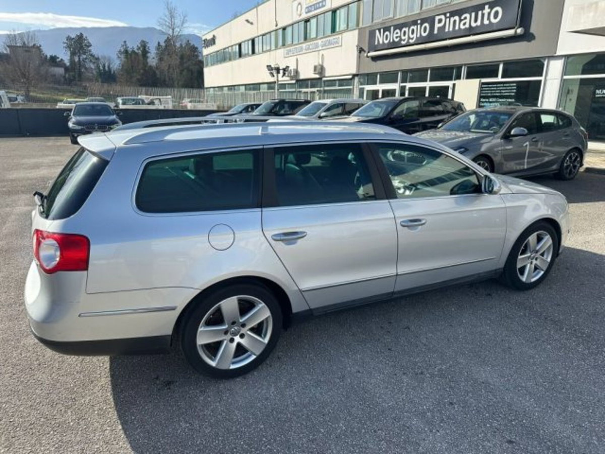 Volkswagen Passat Variant 2.0 TDI 170CV DPF Highline (5)
