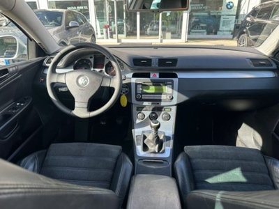 Volkswagen Passat Variant 2.0 TDI 170CV DPF Highline (8)