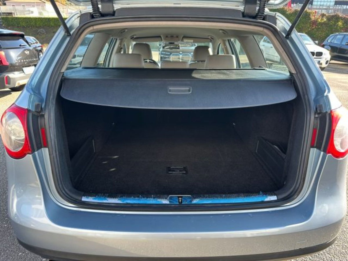 Volkswagen Passat Variant 2.0 TDI 170CV DPF Highline (6)