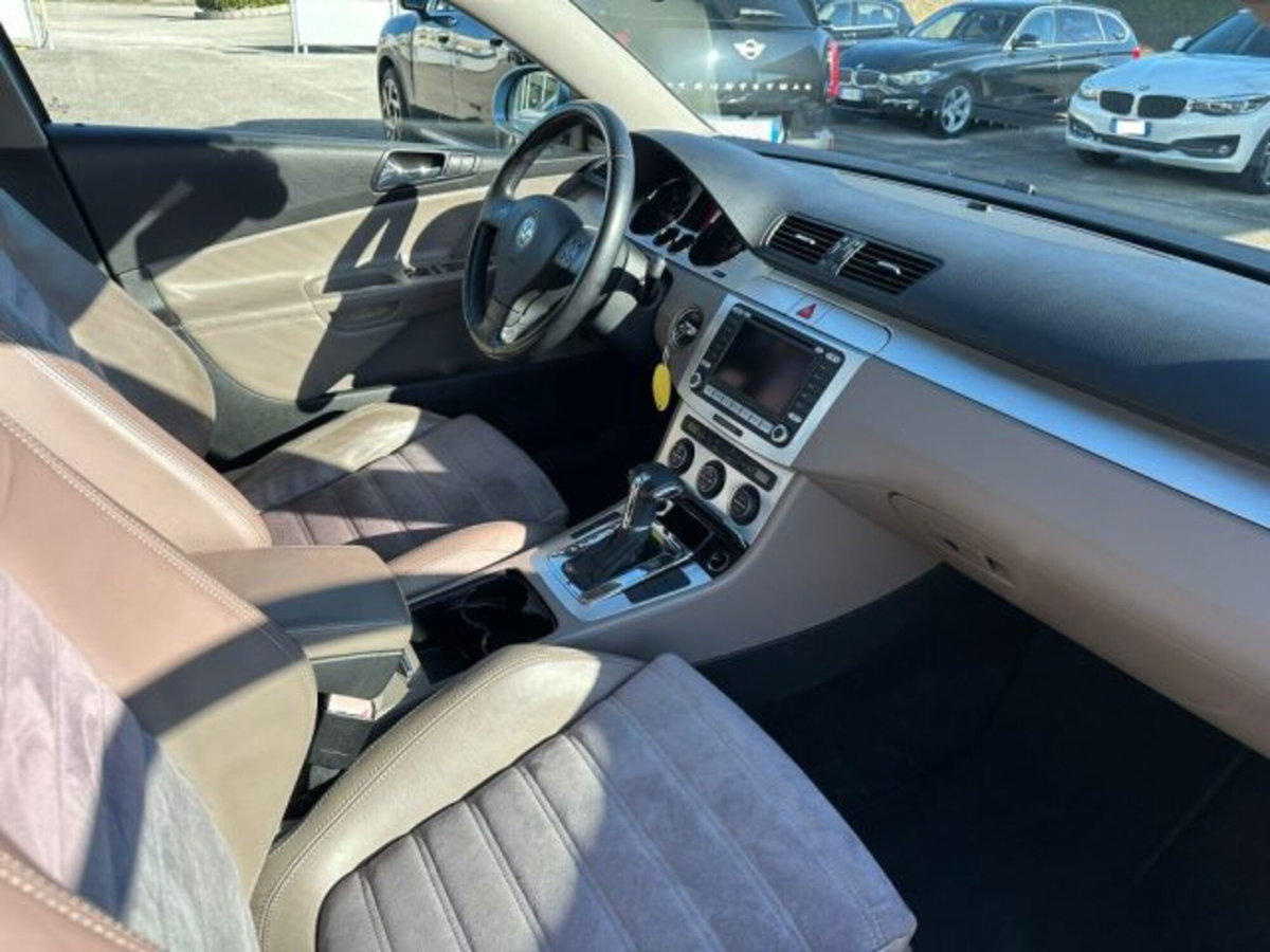 Volkswagen Passat Variant 2.0 TDI 170CV DPF Highline (9)