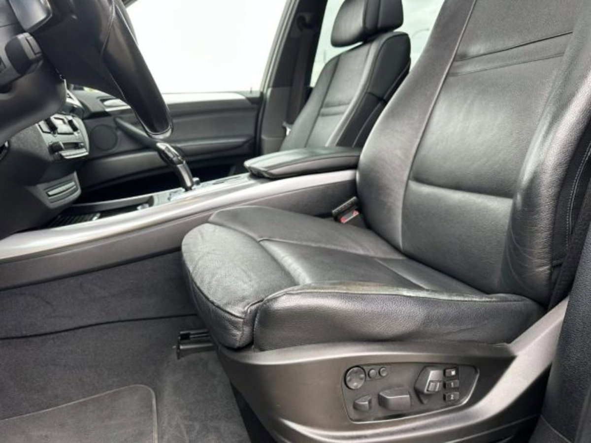BMW X5 xDrive30d Futura (13)