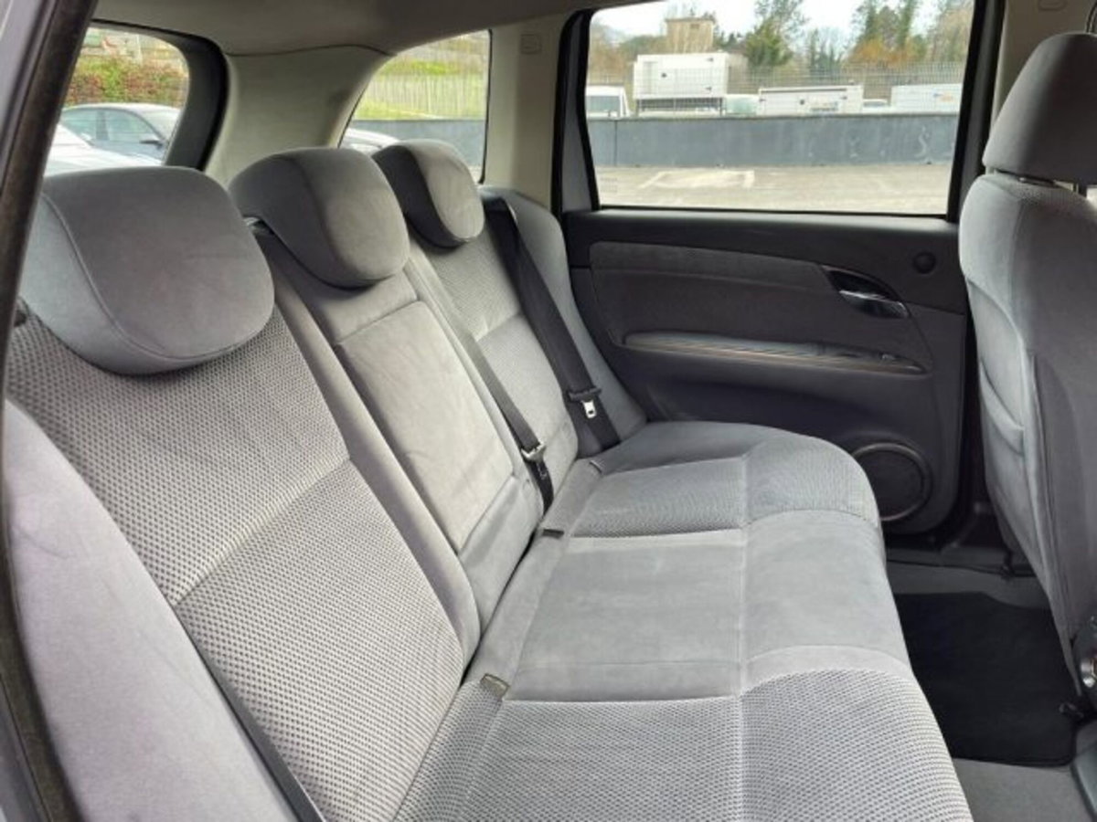 Fiat Croma 1.9 Multijet 16V Dynamic (11)