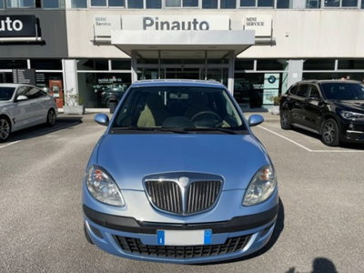 Lancia Ypsilon 1.3 MJT 75 CV Argento usata