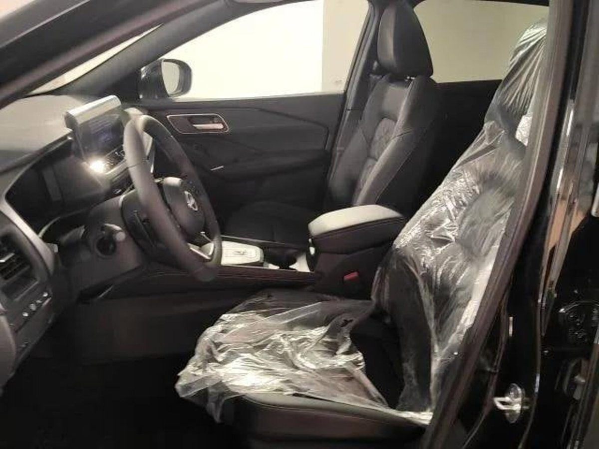 Nissan Qashqai 1.3 mhev Tekna 4wd 158cv xtronic (13)