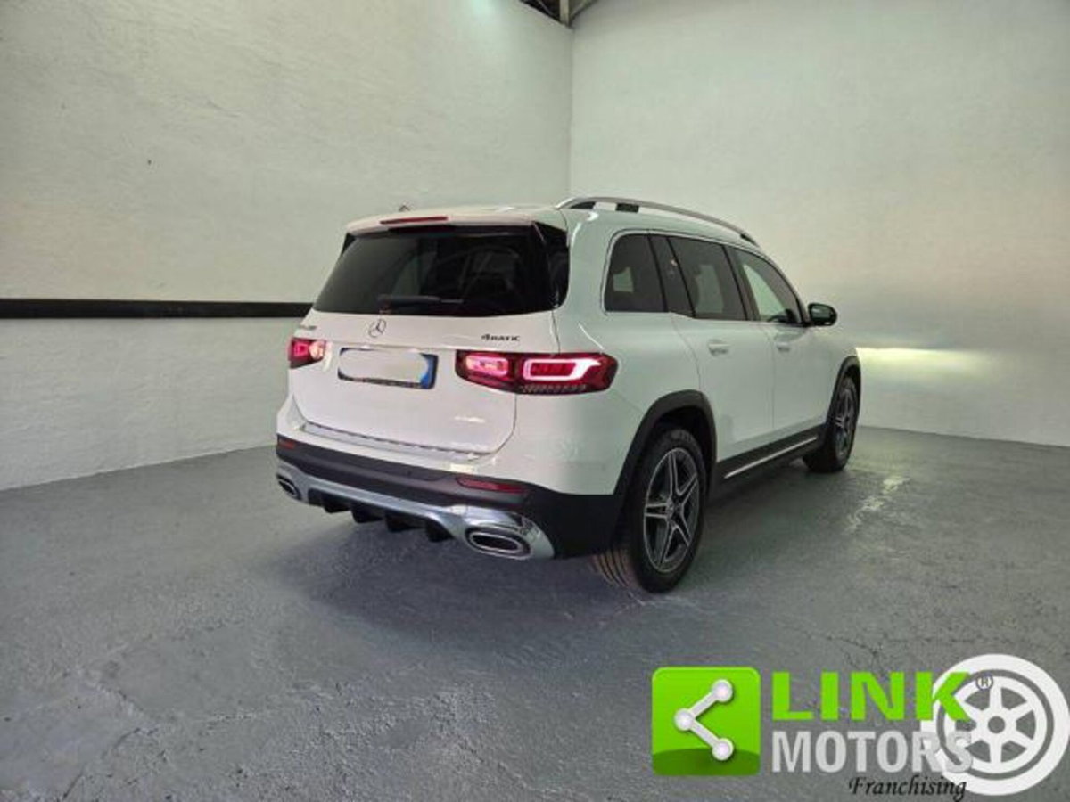 Mercedes-Benz GLB 200 Automatic 4Matic Premium (11)