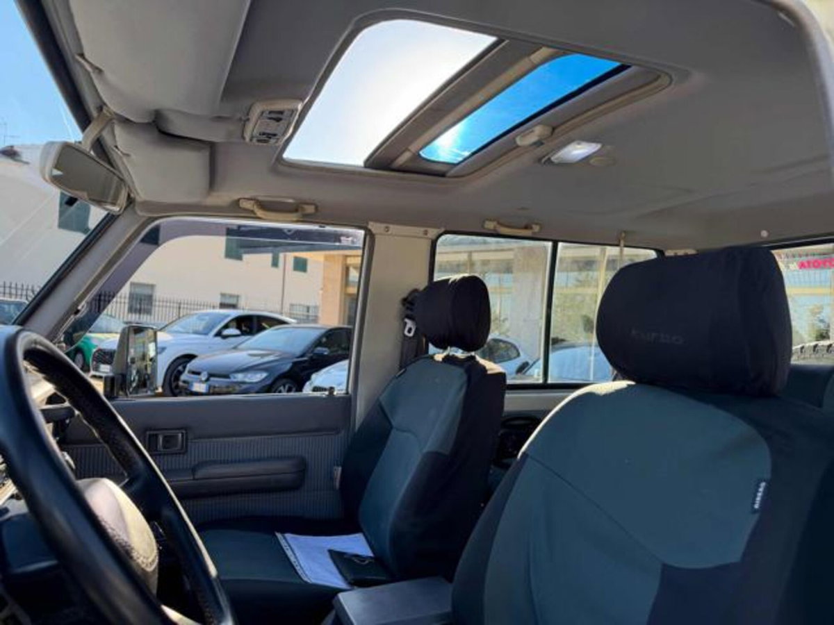 Toyota Land Cruiser 2.turbodiesel SW LJ70 LX (10)