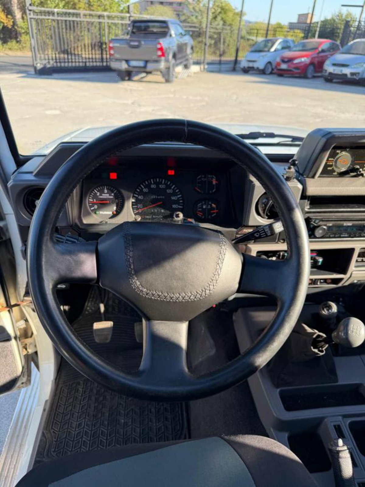 Toyota Land Cruiser 2.turbodiesel SW LJ70 LX (11)