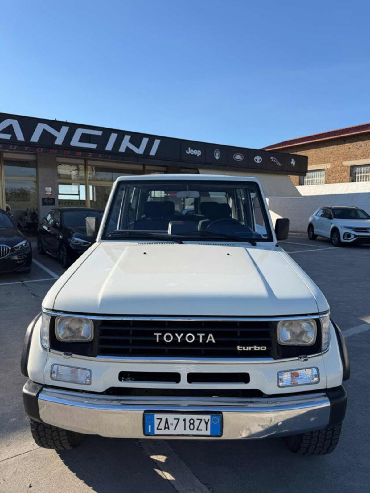 Toyota Land Cruiser 2.turbodiesel SW LJ70 LX (2)