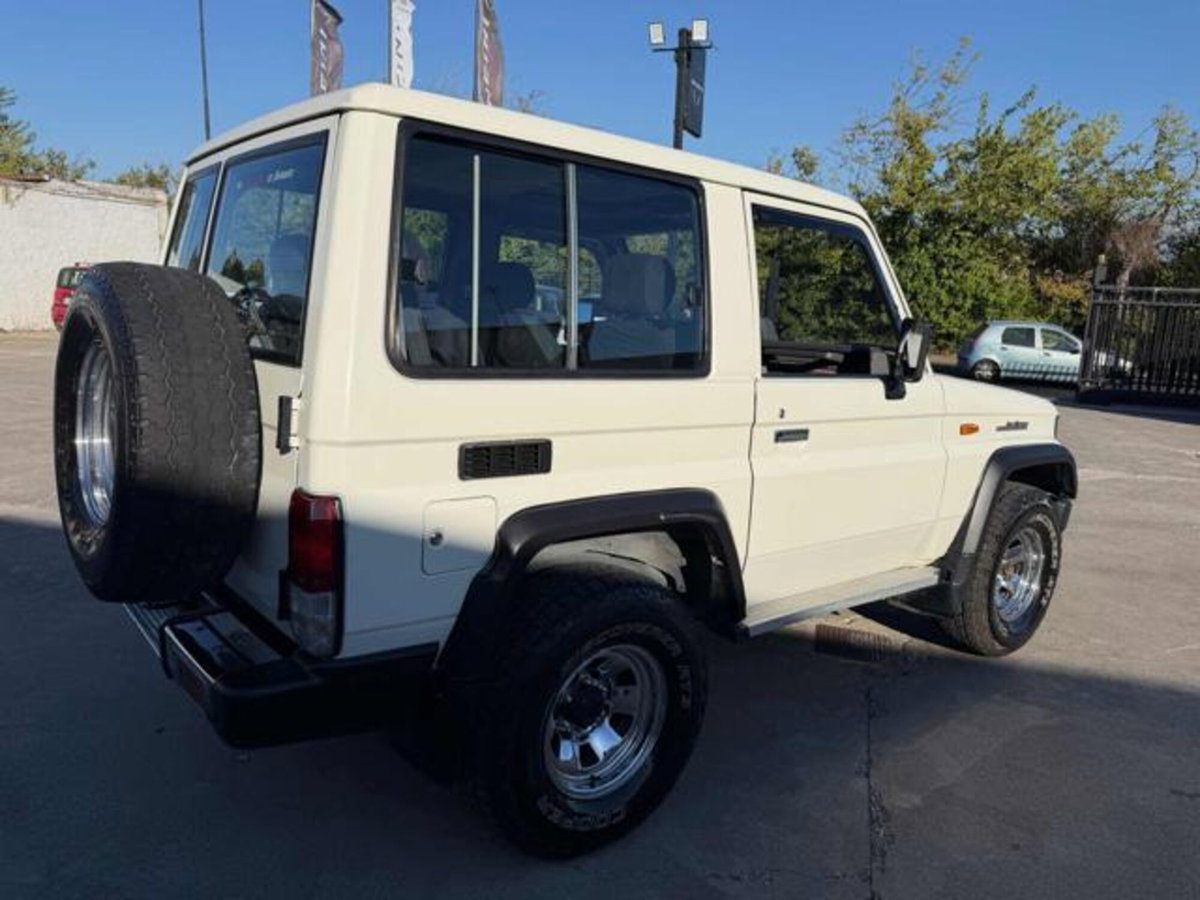 Toyota Land Cruiser 2.turbodiesel SW LJ70 LX (4)