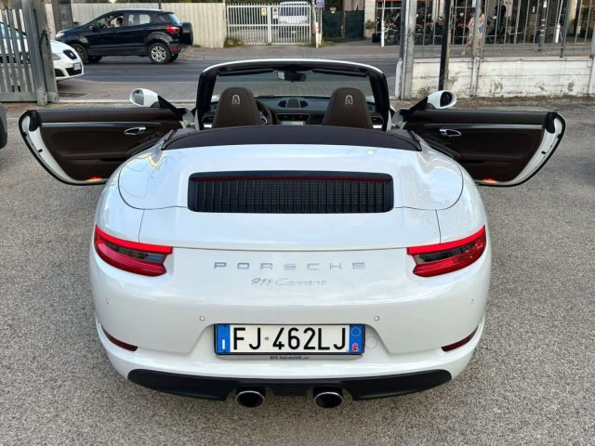 Porsche 911 Cabrio 3.0 Carrera (10)