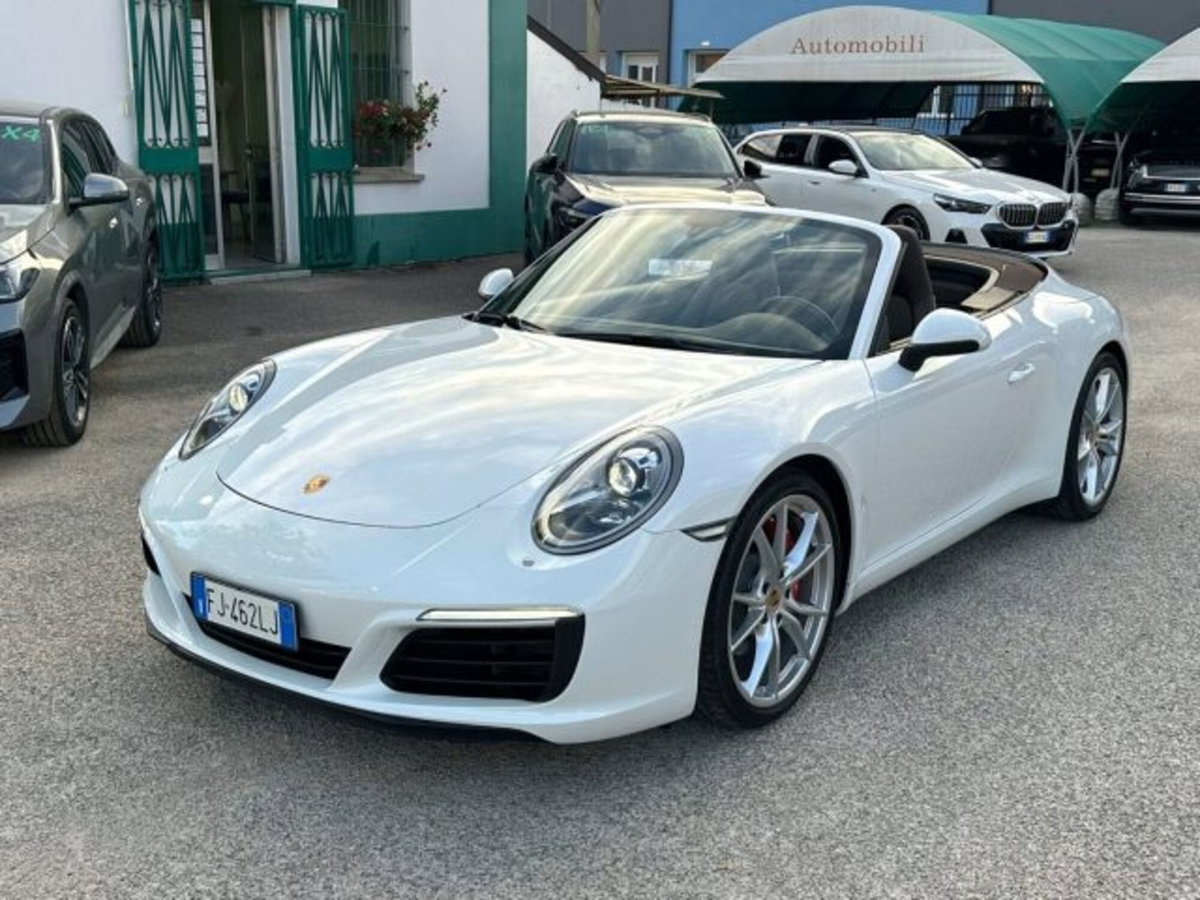 Porsche 911 Cabrio 3.0 Carrera (2)