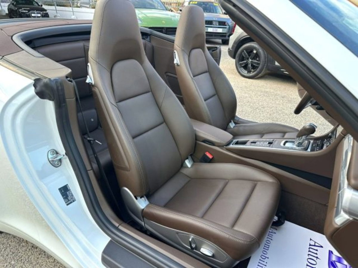 Porsche 911 Cabrio 3.0 Carrera (7)