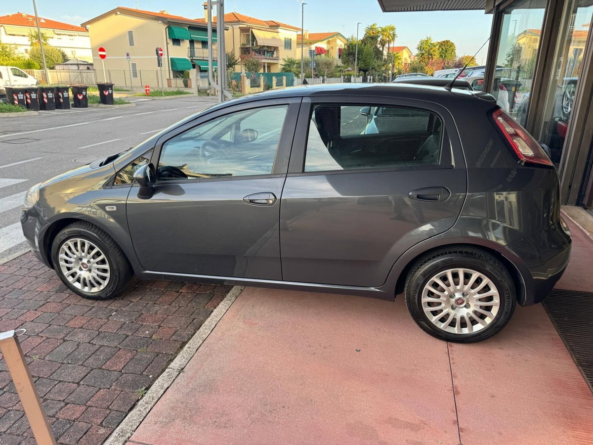 Fiat Punto 1.2 8V 5 porte Street (6)