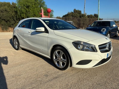 Mercedes-Benz Classe A 180 CDI Automatic Dark Night Edition (2)