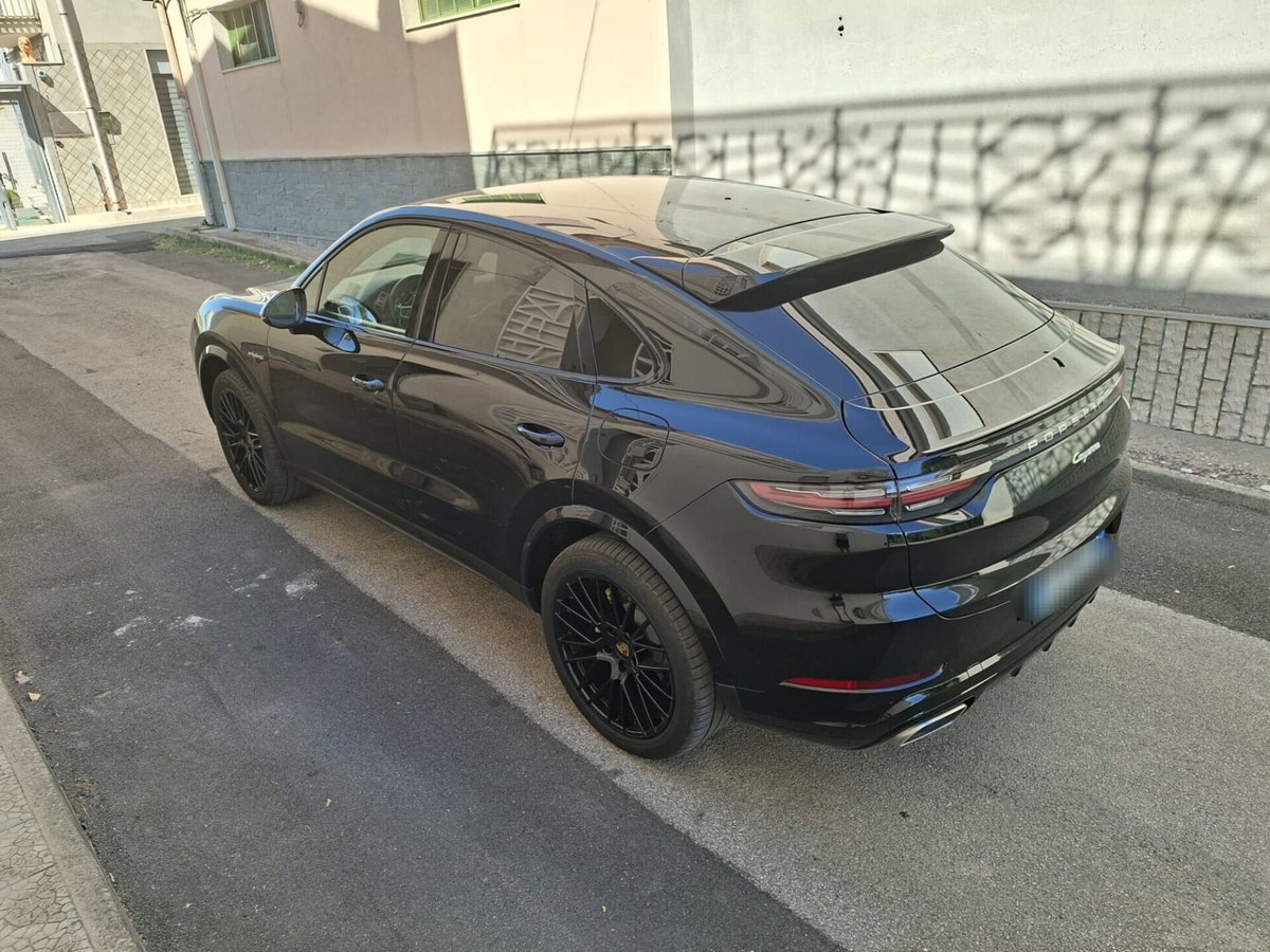 Porsche Cayenne Coupé 3.0 V6 (11)